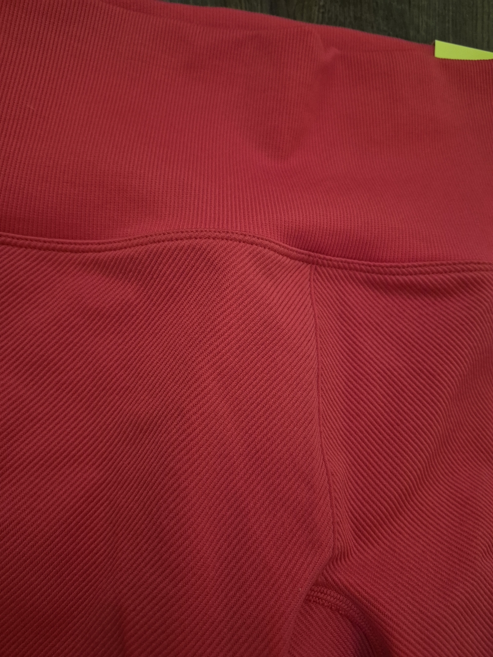 NWT All in Motion Red High-Rise 7/8 Seamless Leggings Size M - Picture 4 of 6